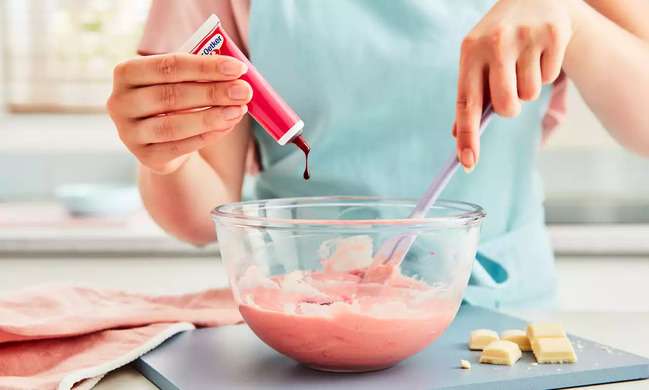 How Food Coloring Is Made and Used Safely