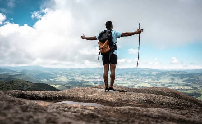 How to Choose the Best Place for a Solo Trip